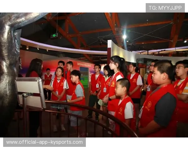 职业俱乐部是否推动球员参与社会公益和志愿服务,足球俱乐部社会公益