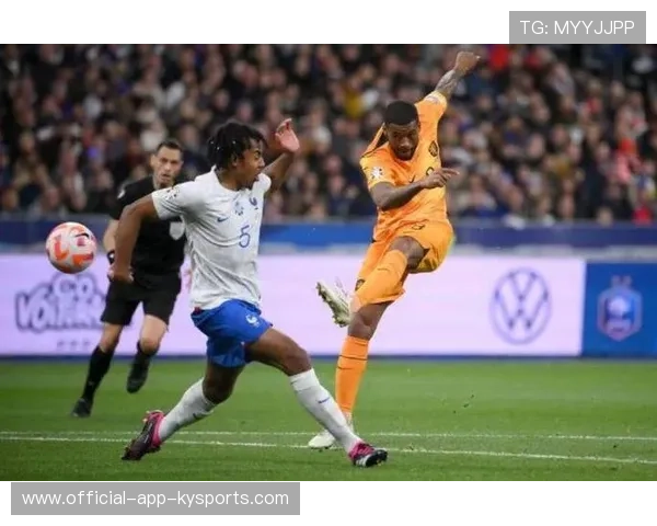 强队被爆冷，赛后引发巨大争议